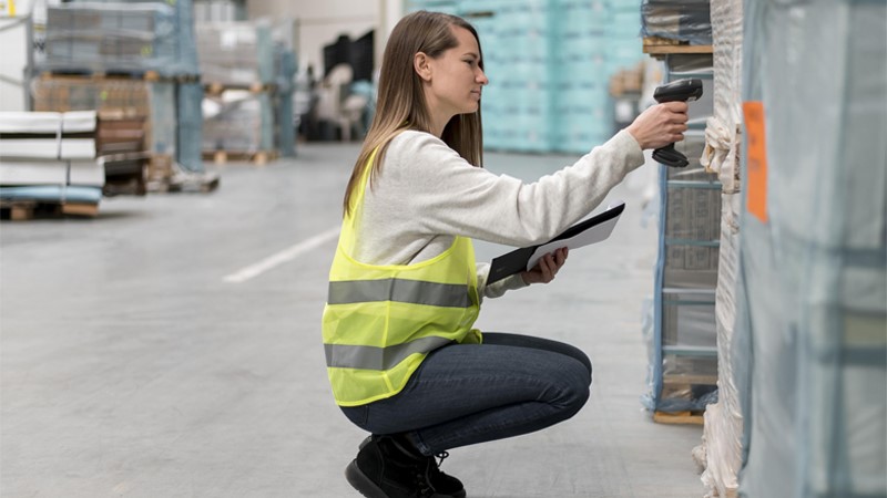 Career guidance for a position Operations-Logistics Coordinator