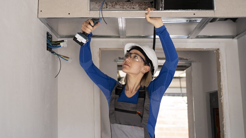 הכוונה תעסוקתית לתפקיד מתקין/ת שטח