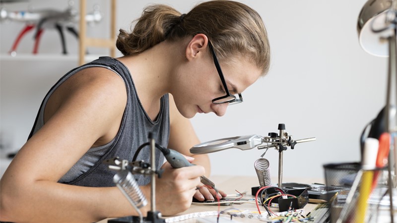 الإرشاد المهني للوظيفة مهندس حواسيب