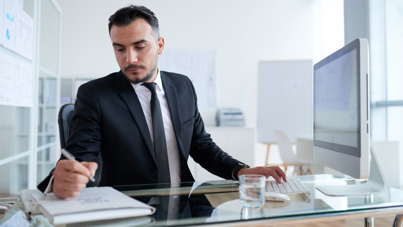Career guidance for a position Civil service officer
