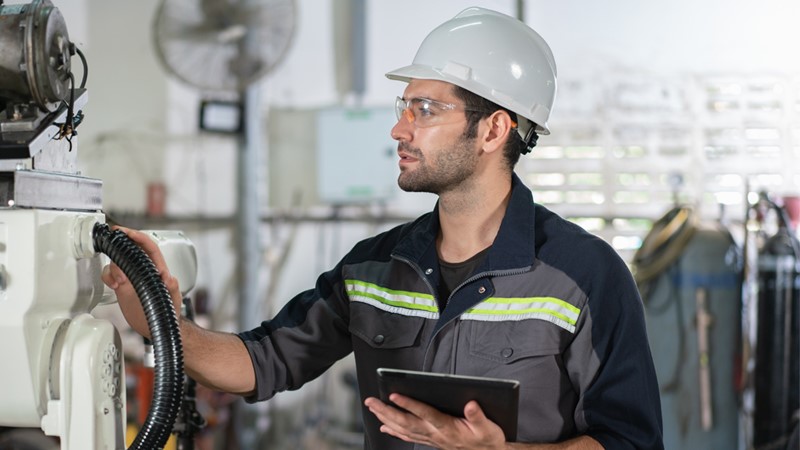Career guidance for a position Technical worker