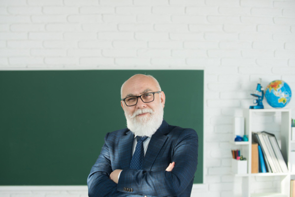 الإرشاد المهني للوظيفة أستاذ جامعي