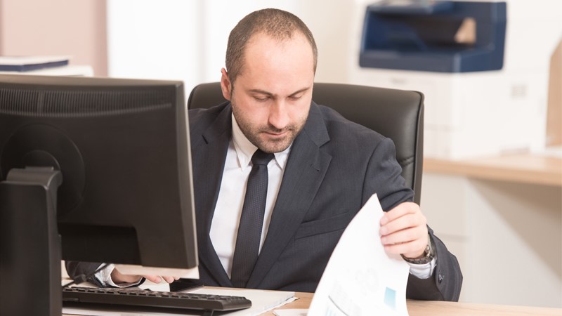 الإرشاد المهني للوظيفة موظف بنك