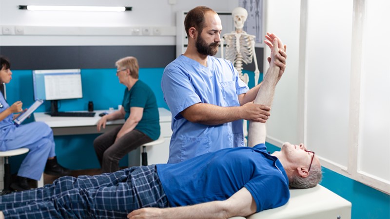 הכוונה תעסוקתית לתפקיד פיזיותרפיסט/ית